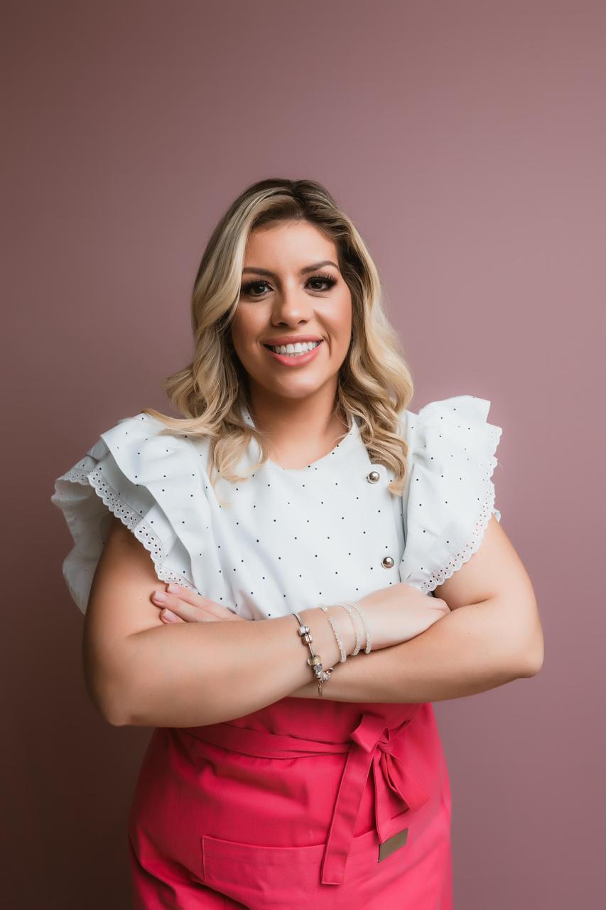 Laís Sena, confeiteira e professora do Chocotone de Sucesso